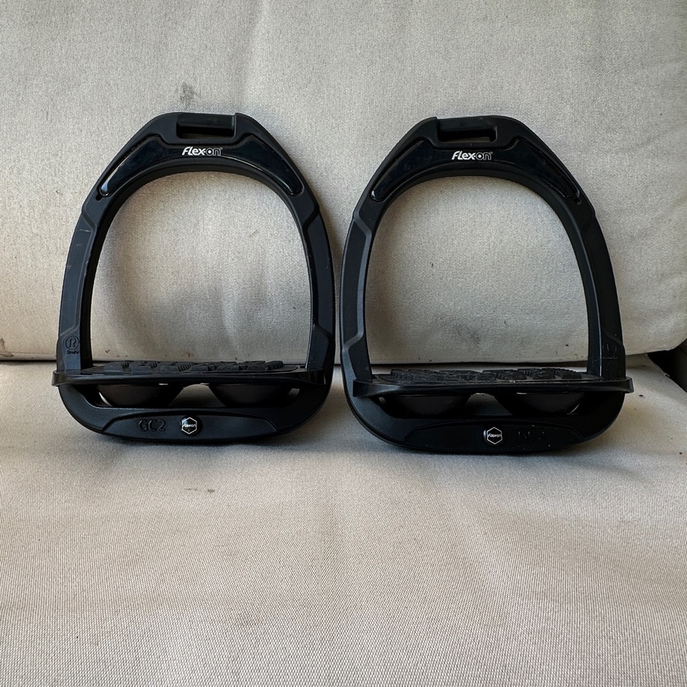 Flex-On Incline Jump Stirrups